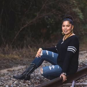 Meet your Posher, Vale